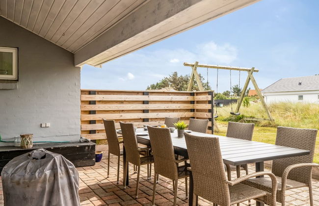 Casa de 4 quartos em Klitmøller com piscina privada e terraço - Foto 10