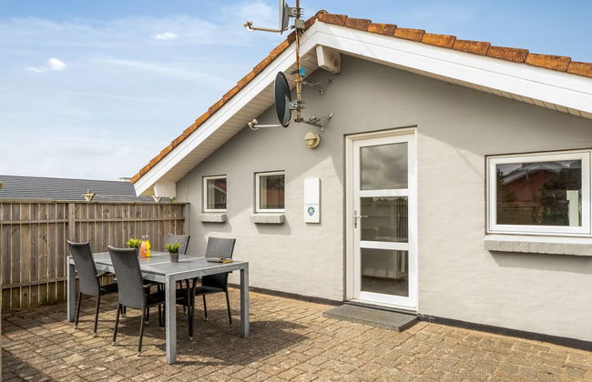 Casa de 4 quartos em Klitmøller com piscina privada e terraço - Foto 8