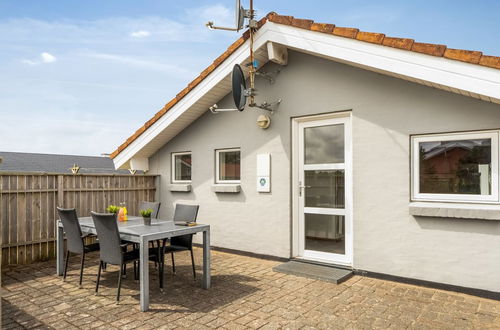 Photo 8 - Maison de 4 chambres à Klitmøller avec piscine privée et terrasse