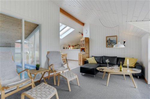 Foto 10 - Casa de 4 quartos em Klitmøller com piscina privada e terraço