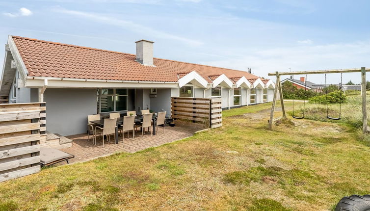 Photo 1 - Maison de 4 chambres à Klitmøller avec piscine privée et terrasse