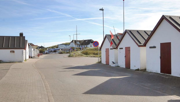 Casa de 4 quartos em Klitmøller com piscina privada e terraço - Foto 5