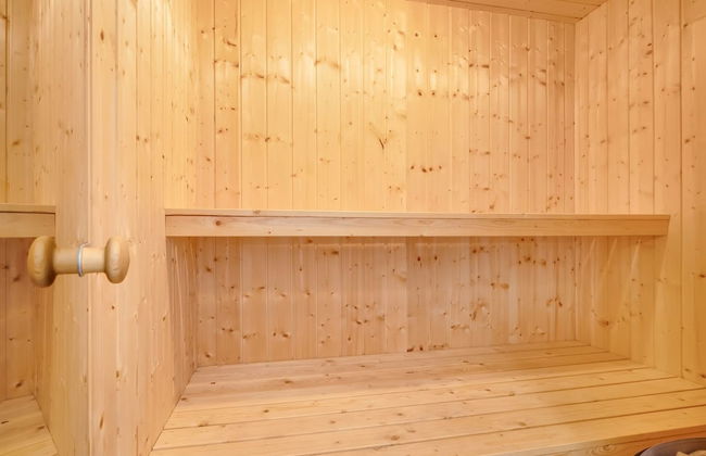 Casa de 4 quartos em Klitmøller com piscina privada e terraço - Foto 21