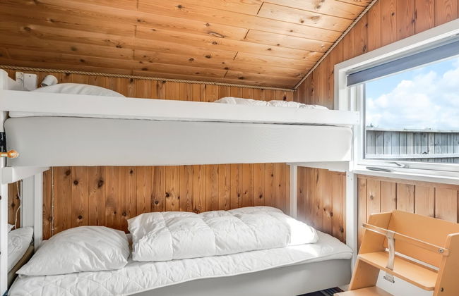Casa de 4 quartos em Klitmøller com piscina privada e terraço - Foto 17