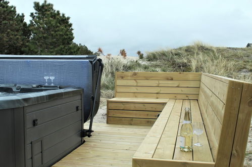 Photo 18 - Maison de 3 chambres à Hvide Sande avec terrasse et bain à remous