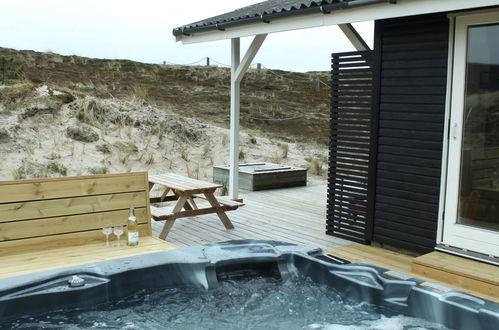 Photo 11 - 3 bedroom House in Hvide Sande with terrace and hot tub