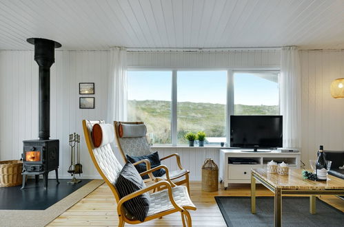 Photo 3 - Maison de 3 chambres à Hvide Sande avec terrasse et bain à remous