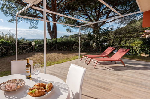 Foto 2 - Casa con 4 camere da letto a Castiglione della Pescaia con giardino e vista mare