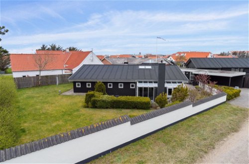 Foto 27 - Haus mit 1 Schlafzimmer in Blokhus mit terrasse