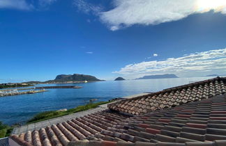 Foto 2 - Appartamento con 1 camera da letto a Golfo Aranci con piscina e giardino