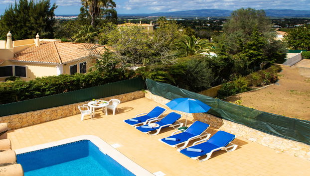 5 bedroom House in Lagoa with private pool and terrace - Photo 4