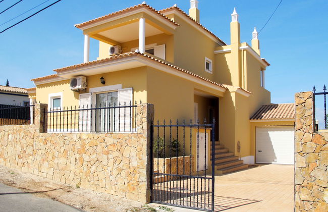 5 bedroom House in Lagoa with private pool and terrace - Photo 39