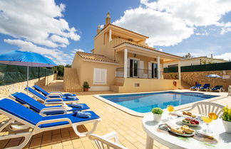 Photo 2 - Maison de 4 chambres à Lagoa avec piscine privée et vues à la mer