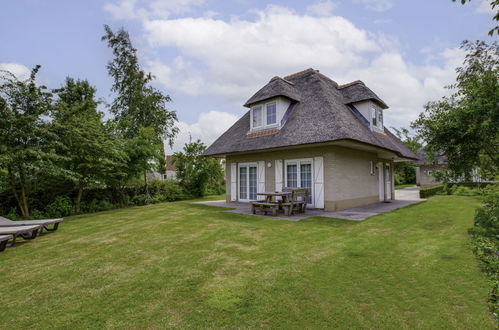 Foto 7 - Haus mit 4 Schlafzimmern in Hellevoetsluis mit schwimmbad und garten