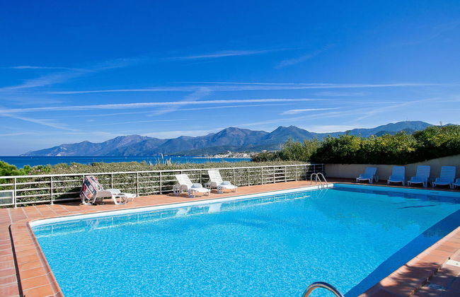 Apartment mit 2 Schlafzimmern in Saint-Florent mit schwimmbad und terrasse - Foto 3