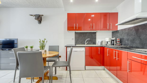 Casa de 6 quartos em Castelló d'Empúries com piscina privada e jardim - Foto 4