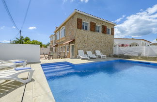 Foto 1 - Casa de 4 habitaciones en Castelló d'Empúries con piscina privada y vistas al mar