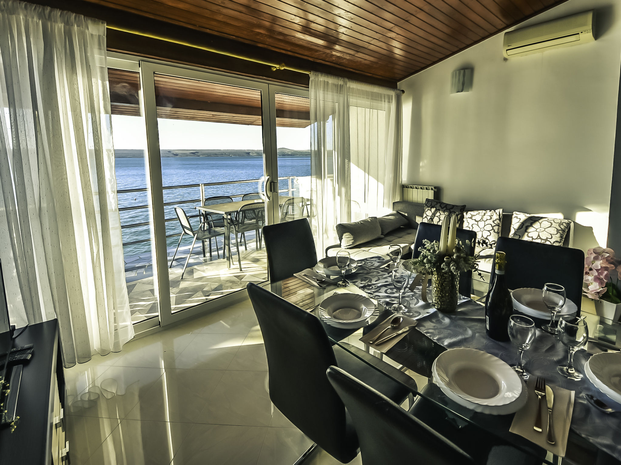 Foto 2 - Apartamento de 3 quartos em Jasenice com vistas do mar