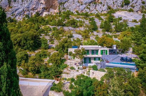 Photo 3 - Maison de 3 chambres à Makarska avec piscine privée et jardin