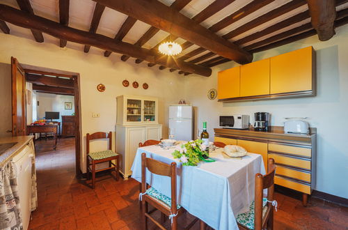 Photo 11 - 2 bedroom House in Pescaglia with garden