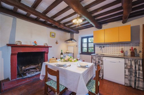 Foto 12 - Haus mit 2 Schlafzimmern in Pescaglia mit garten