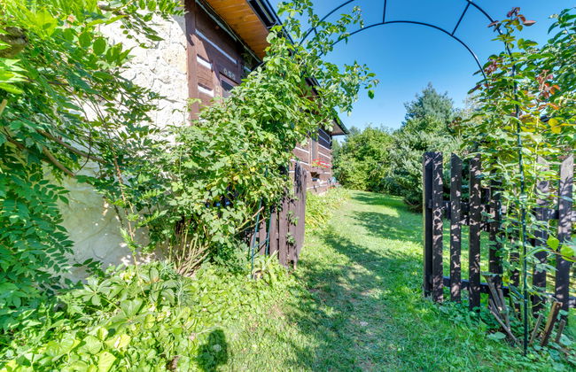 Casa de 3 quartos em Liszki com piscina privada e jardim - Foto 28