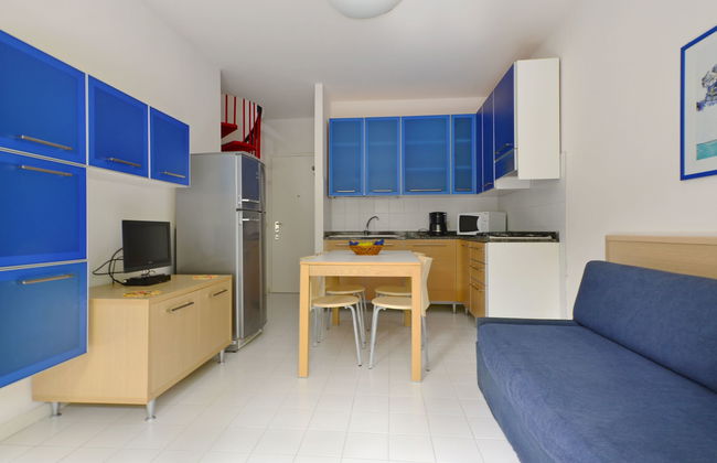 Apartamento de 2 quartos em Lignano Sabbiadoro com piscina e jardim - Foto 8