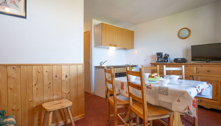 Photo 1 - 1 bedroom Apartment in Les Belleville with mountain view