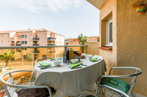 Photo 4 - Appartement de 1 chambre à Sainte-Marie-la-Mer avec piscine privée et vues à la mer