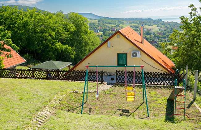 Casa de 3 quartos em Ábrahámhegy com jardim e terraço - Foto 31