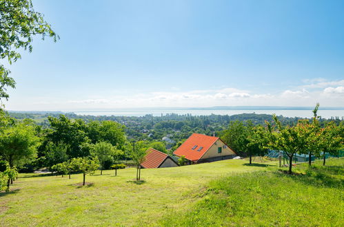 Foto 33 - Casa de 2 quartos em Ábrahámhegy com jardim e terraço