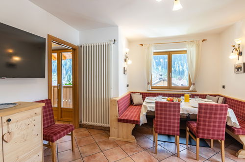 Foto 44 - Apartamento de 4 quartos em Campitello di Fassa