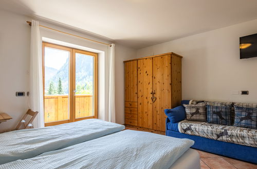 Foto 23 - Apartamento de 4 quartos em Campitello di Fassa