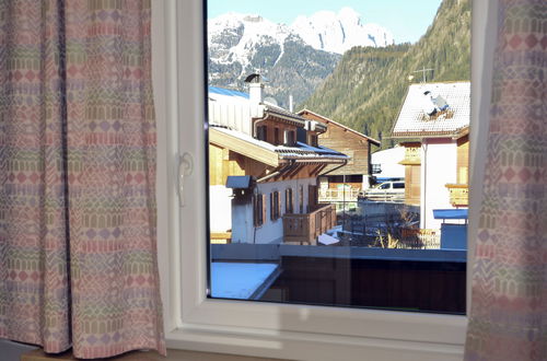 Foto 37 - Apartamento de 4 quartos em San Giovanni di Fassa-Sèn Jan com vista para a montanha