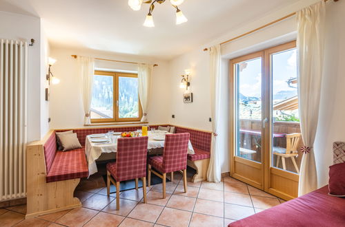 Foto 43 - Apartamento de 4 quartos em Campitello di Fassa