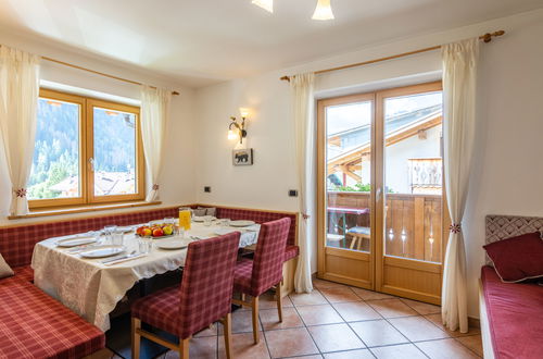 Foto 3 - Apartamento de 4 quartos em Campitello di Fassa