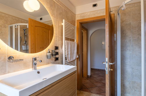 Foto 18 - Apartamento de 4 quartos em Campitello di Fassa