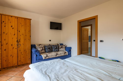 Foto 22 - Apartamento de 4 quartos em Campitello di Fassa