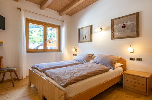 Foto 27 - Apartamento de 4 quartos em Campitello di Fassa