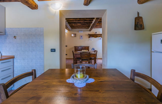 Casa de 6 quartos em Pescia com piscina e jardim - Foto 33