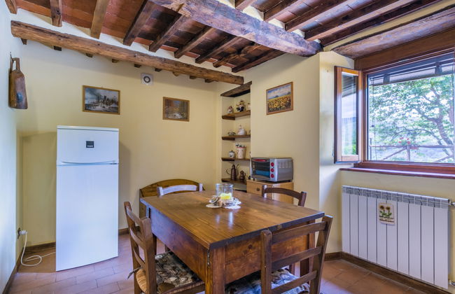 Casa de 6 quartos em Pescia com piscina e jardim - Foto 34