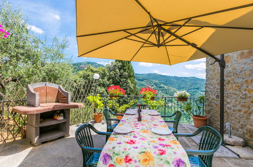 Foto 47 - Casa de 4 quartos em Pescia com piscina privada e jardim