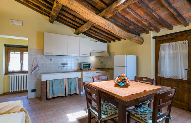 Apartamento de 3 quartos em Pescia com piscina e jardim - Foto 10
