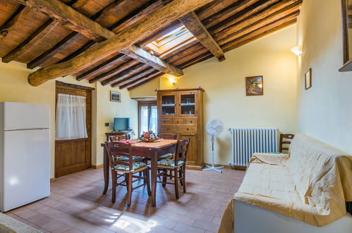 Photo 10 - 4 bedroom House in Pescia with private pool and garden