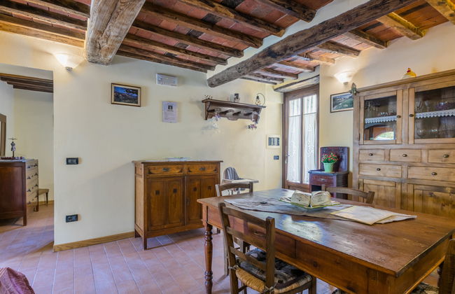 Casa de 6 quartos em Pescia com piscina e jardim - Foto 26