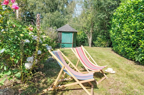 Foto 38 - Casa de 3 quartos em Languenan com jardim e terraço