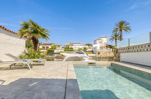 Foto 26 - Casa con 2 camere da letto a Castelló d'Empúries con piscina privata e vista mare