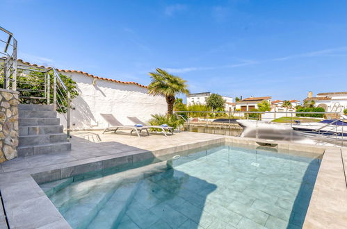 Foto 31 - Casa con 2 camere da letto a Castelló d'Empúries con piscina privata e giardino