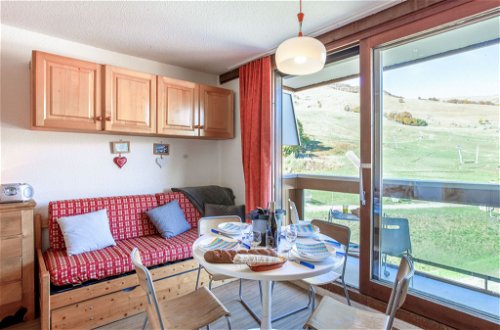 Foto 4 - Appartamento con 1 camera da letto a Villarembert con piscina e vista sulle montagne