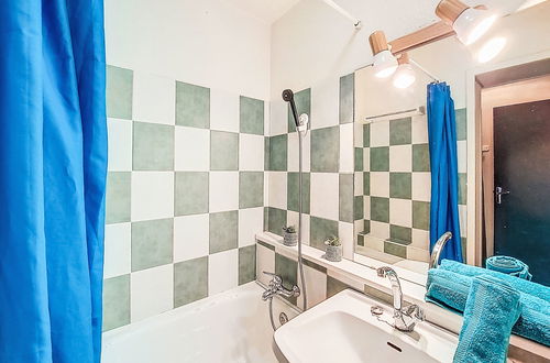 Foto 3 - Appartamento con 1 camera da letto a Villarembert con piscina